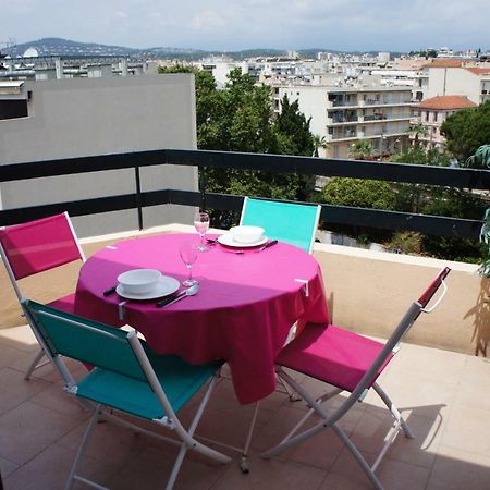 Apartament Le Montana Juan-les-Pins Zewnętrze zdjęcie
